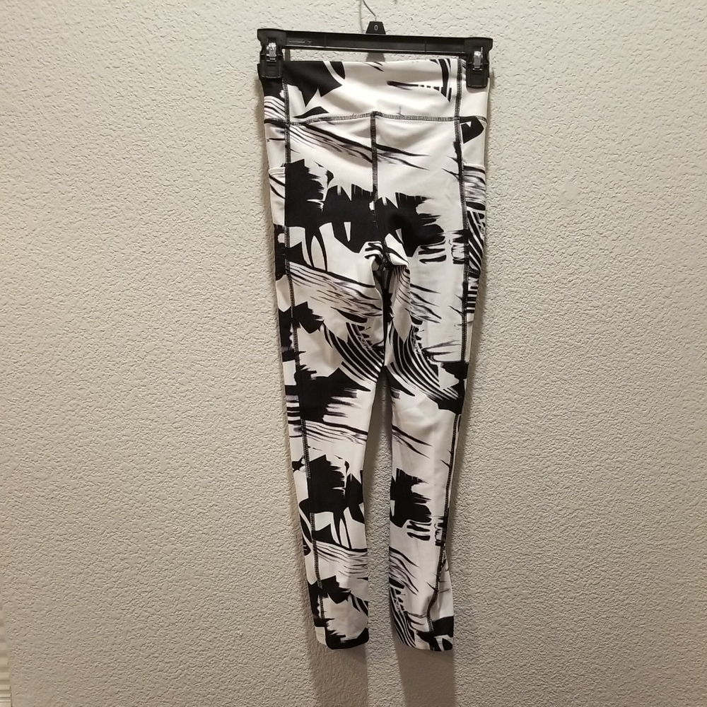 Under Armour Heat Gear Ankle Crop Leggings